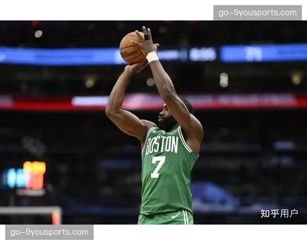 常规赛落幕：凯尔特人64胜18负创队史最佳，雷霆登顶西部，季后赛对阵全部出炉